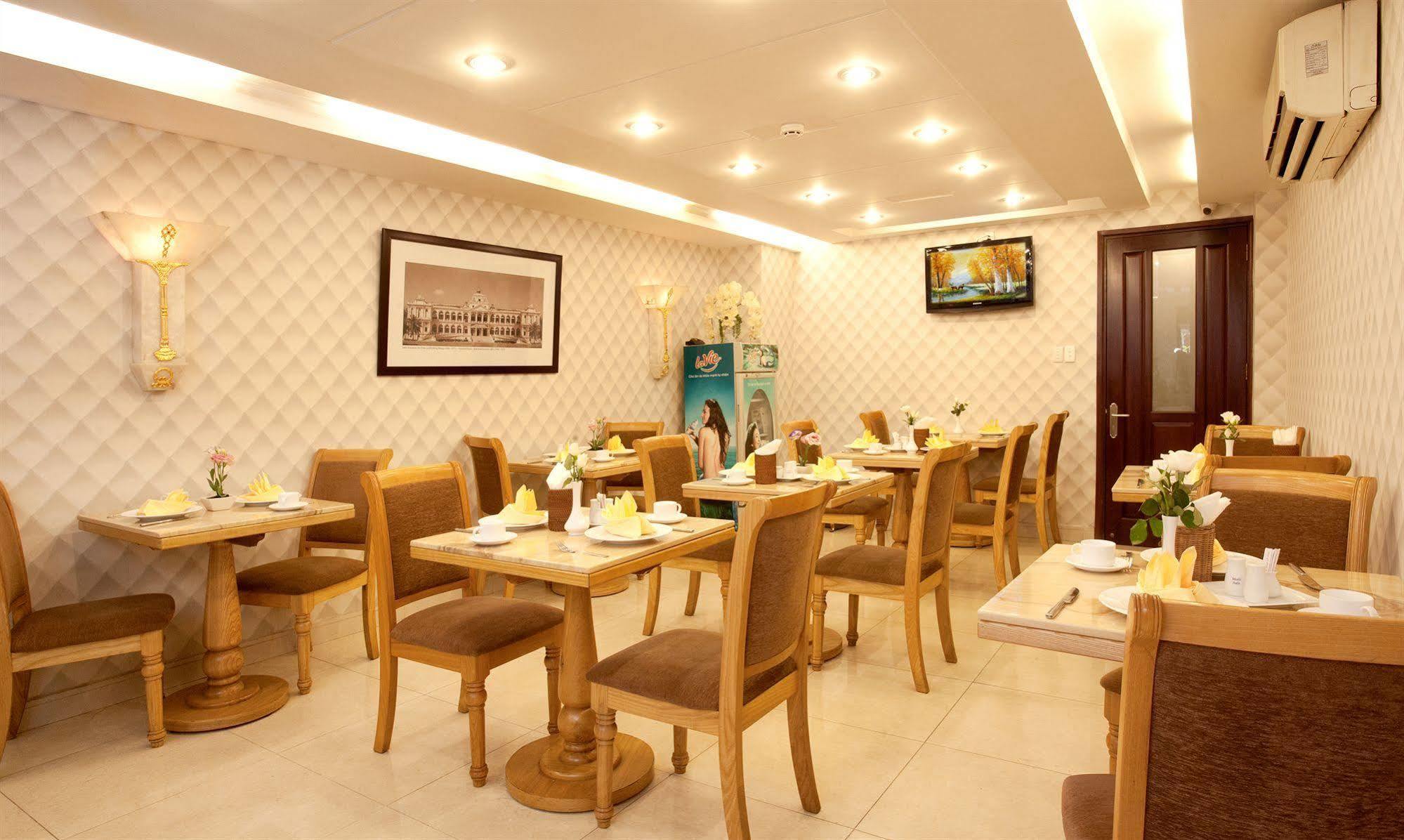 Hotel Silverland Min