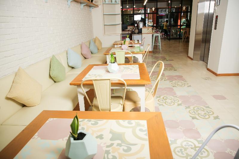 Lief Mojo Sai Gon Hotel