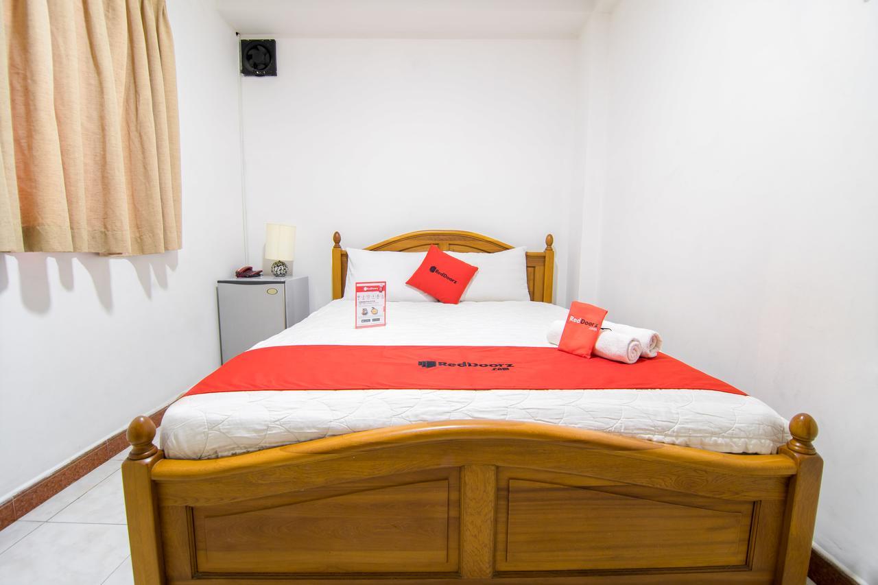 Reddoorz @ Bui Vien Walking Street 3 2* Ho Chi Minh City