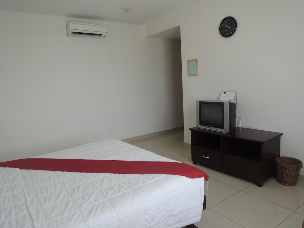 Modern Saigon 2* Ho Chi Minh City