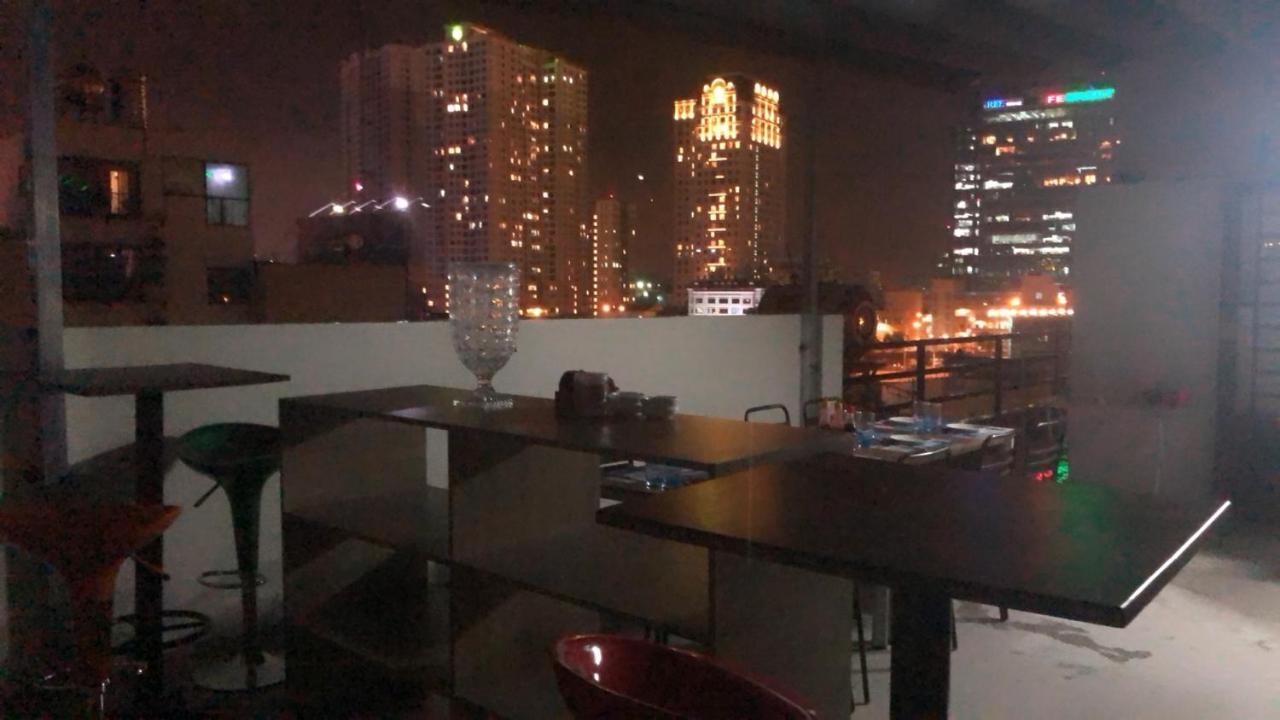 Amanda Phan Hotel 2*
