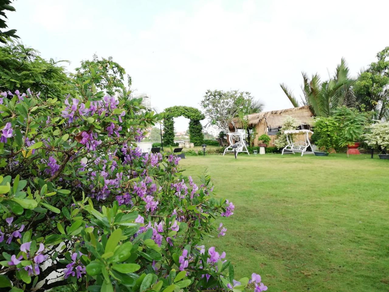 Saigon Riverside Retreat Hotel 3*