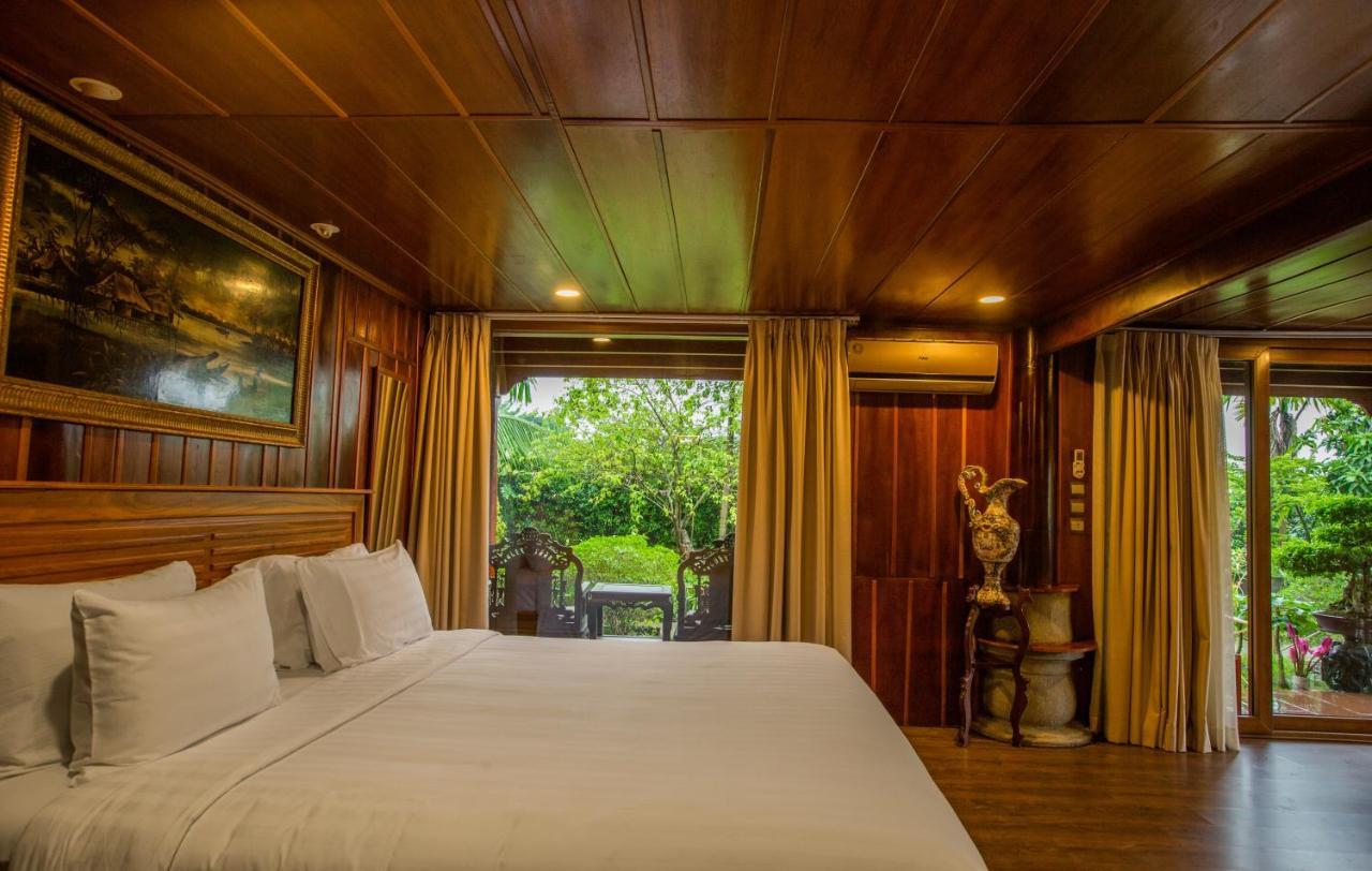 Saigon Riverside Retreat Hotel 3*