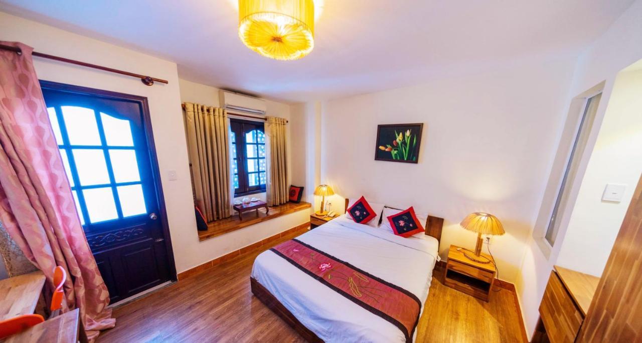 Canary Saigon 2*