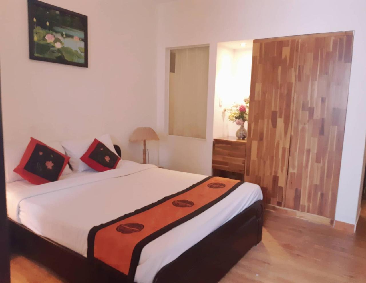 Canary Saigon 2* Ho Chi Minh City