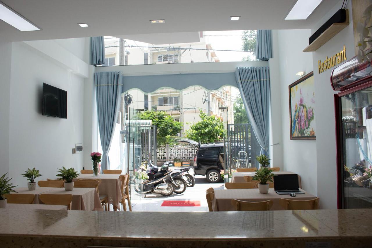 Winston Hotel