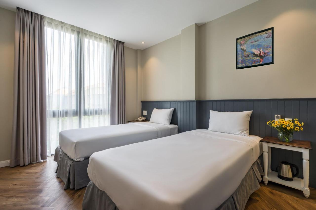 Parklane Saigon South
