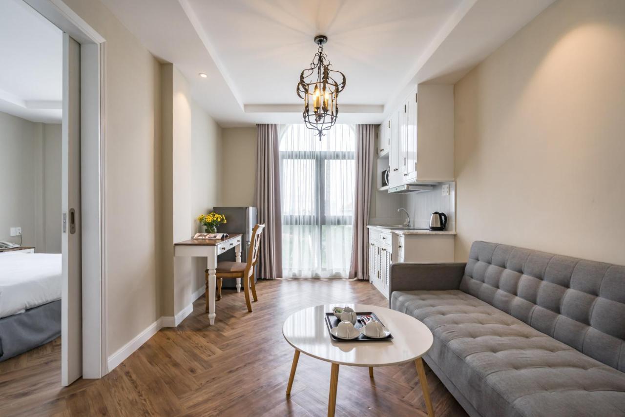 Parklane Nam Sài Gòn Khách sạn
