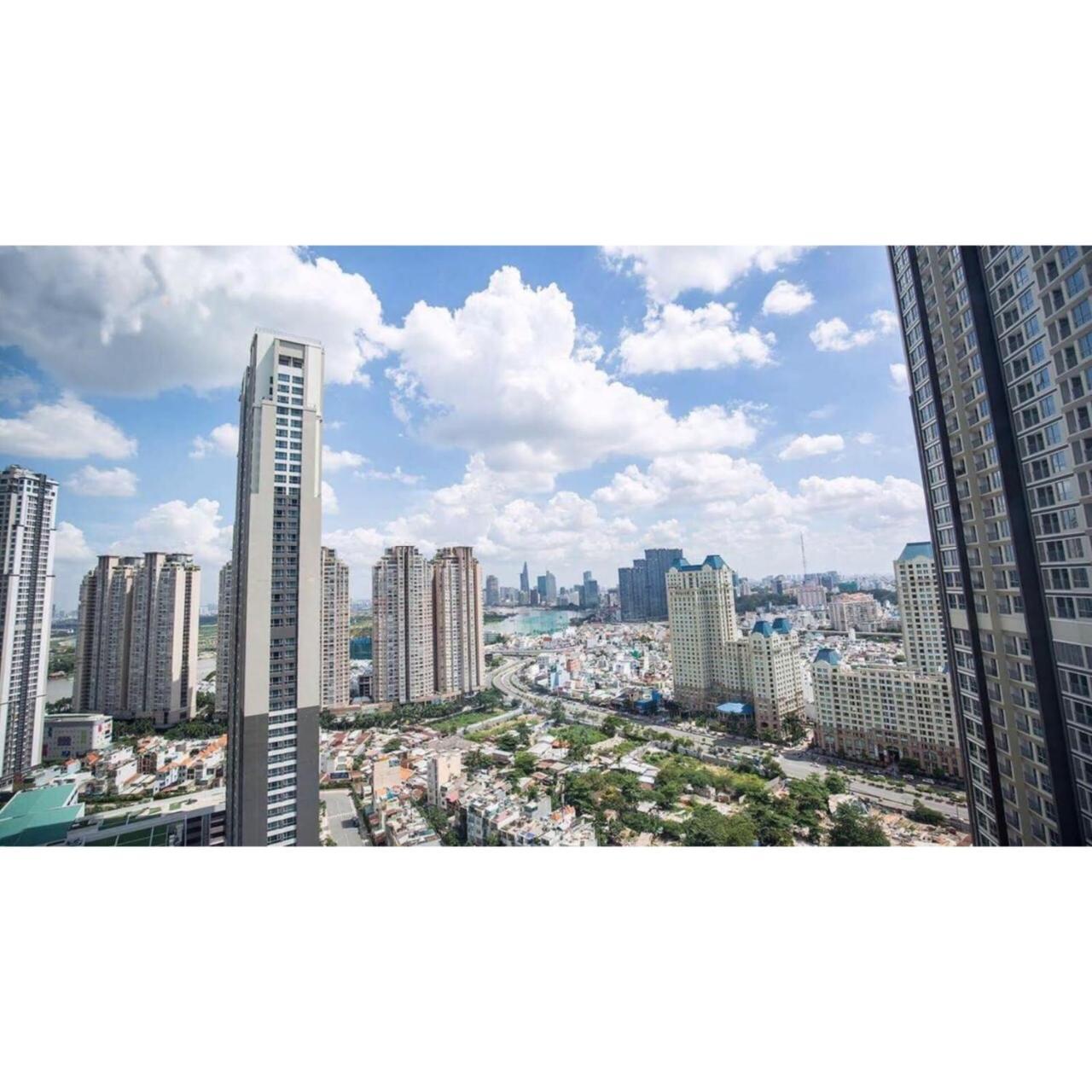 Vinhomes * Ho Chi Minh City