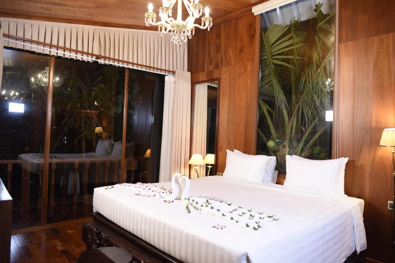 Hotel Saigon Riverside Retreat 3*