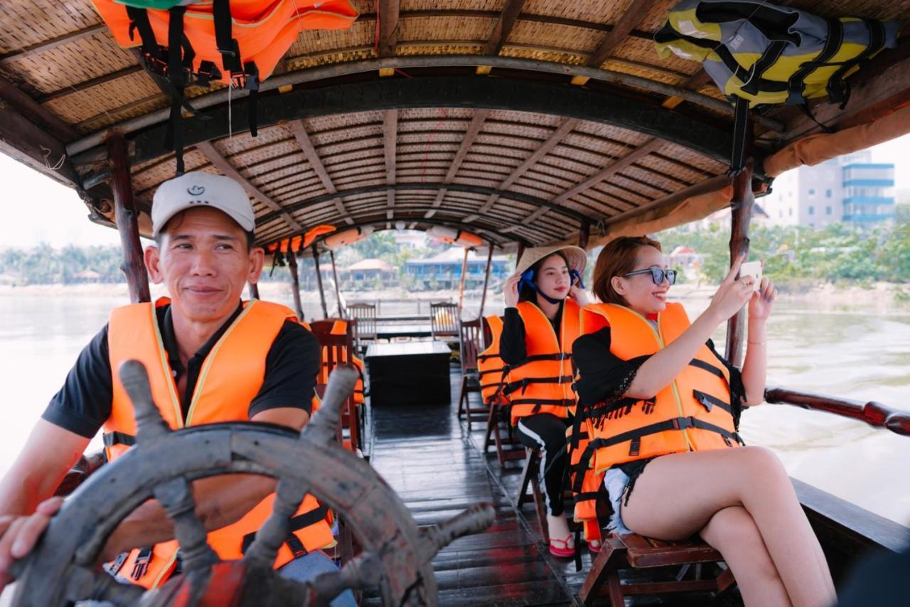 Saigon Riverside Retreat 3*