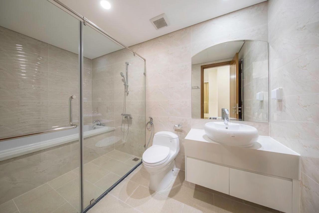 Landmark Plus, Vinhomes Central Park, 208 Nguyen Huu Canh, Phuong 22, Quan Binh Thanh Ho Chi Minh City