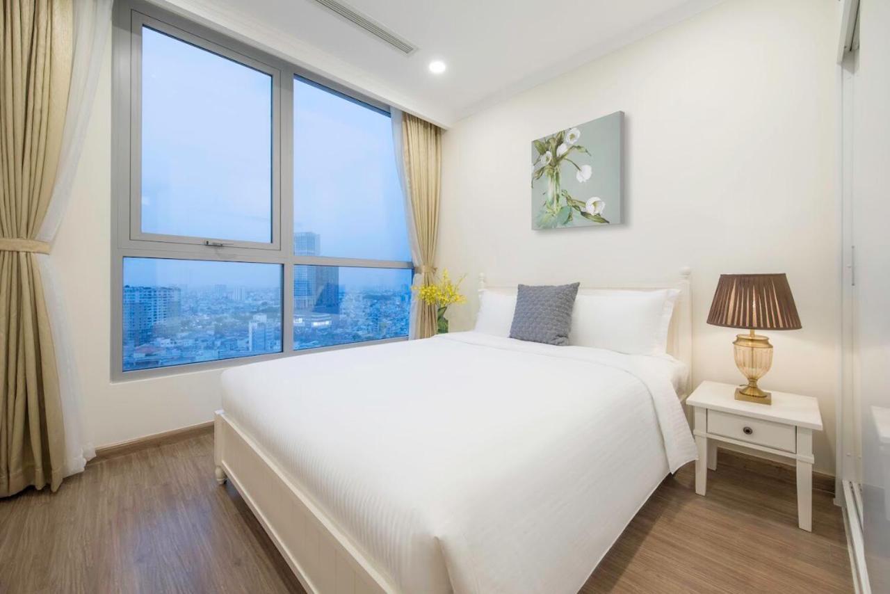 Apartment Landmark Plus, Vinhomes Central Park, 208 Nguyen Huu Canh, Phuong 22, Quan Binh Thanh Ho Chi Minh City