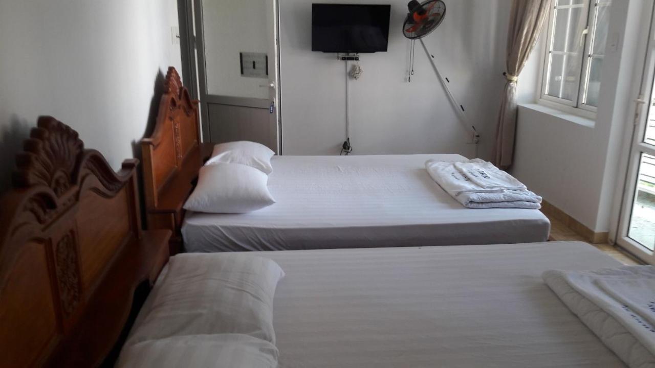 Khách sạn tình yêu Khach San Ngan Ha