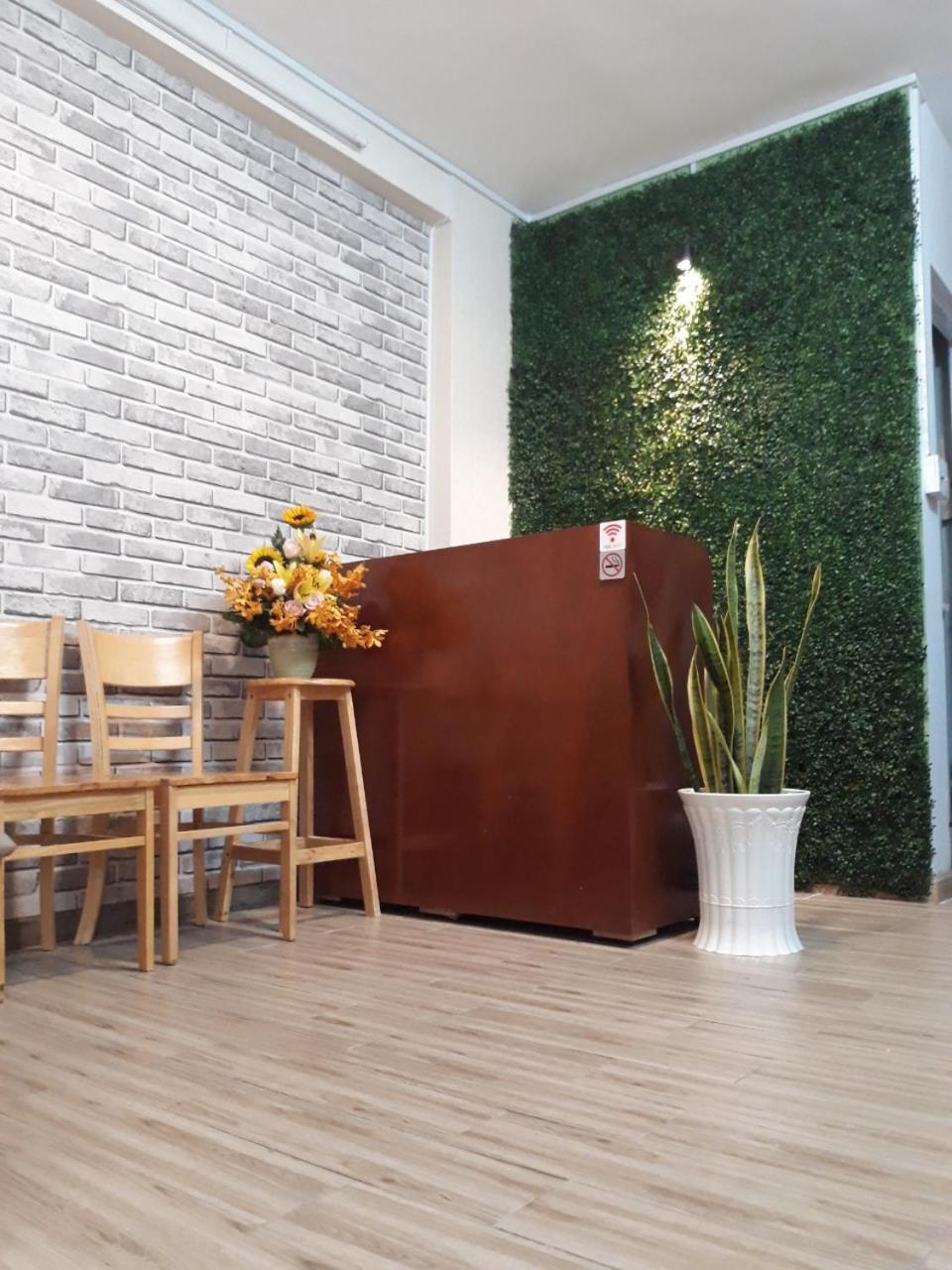 Tuis Hostel Ho Chi Minh City