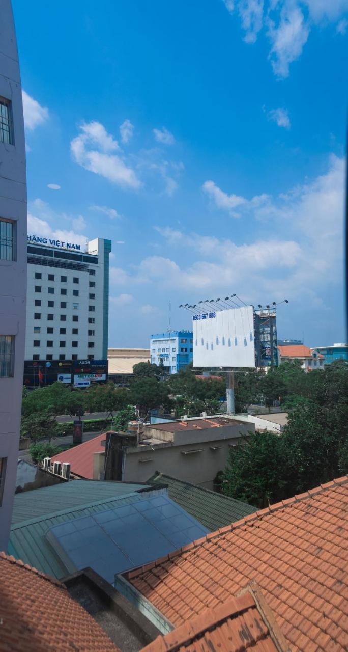 White Diamond - Airport Hotel 3*