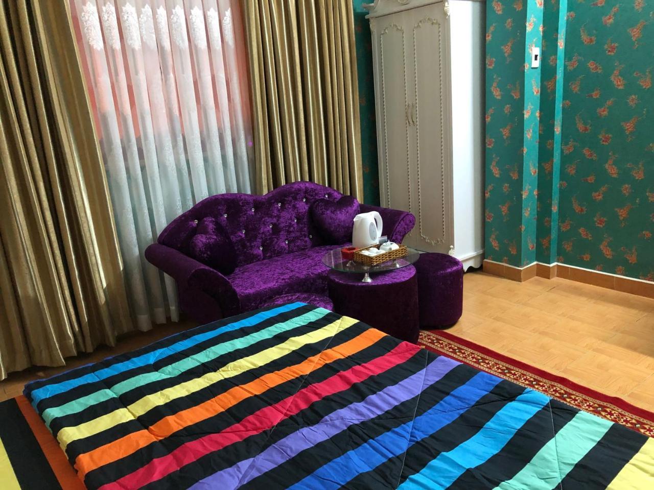 Hoang Oanh Hotel 2*