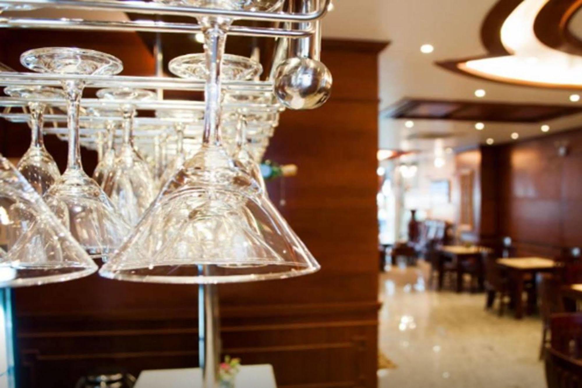Hotel Dinh Phat Ho Chi Minh City