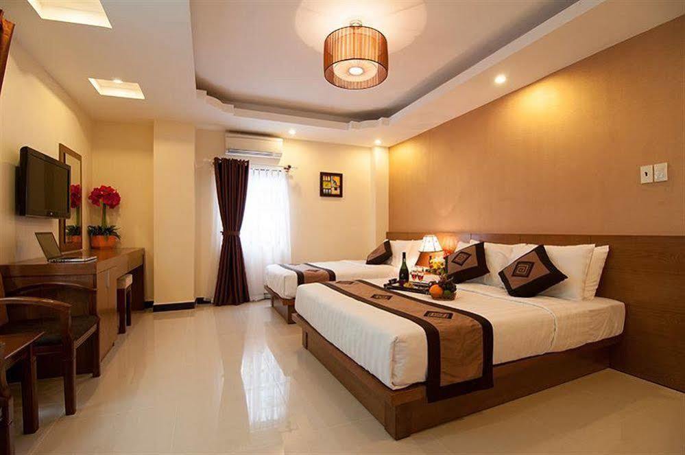 Khách sạn Valentine Boutique - 29 Bui Vien Street TP. Hồ Chí Minh