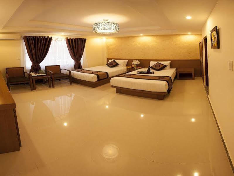 Khách sạn Valentine Boutique - 29 Bui Vien Street 3*