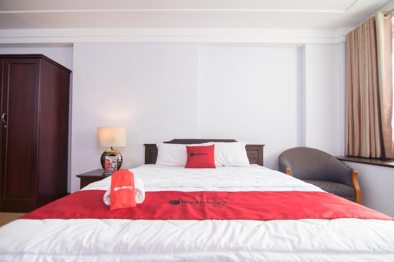 Hotel Reddoorz Near Hoa Lu Stadium Ho Chi Minh City