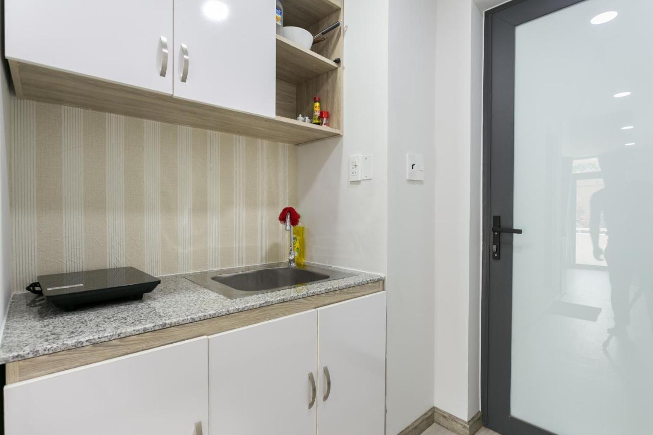 Dlux Saigon Hotel 3*