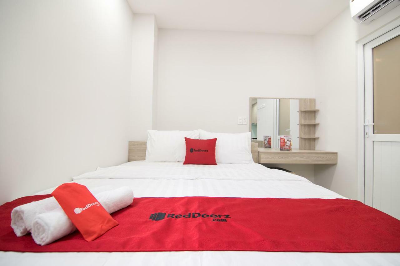 Hotel Reddoorz Premium Near Etown 3 3*