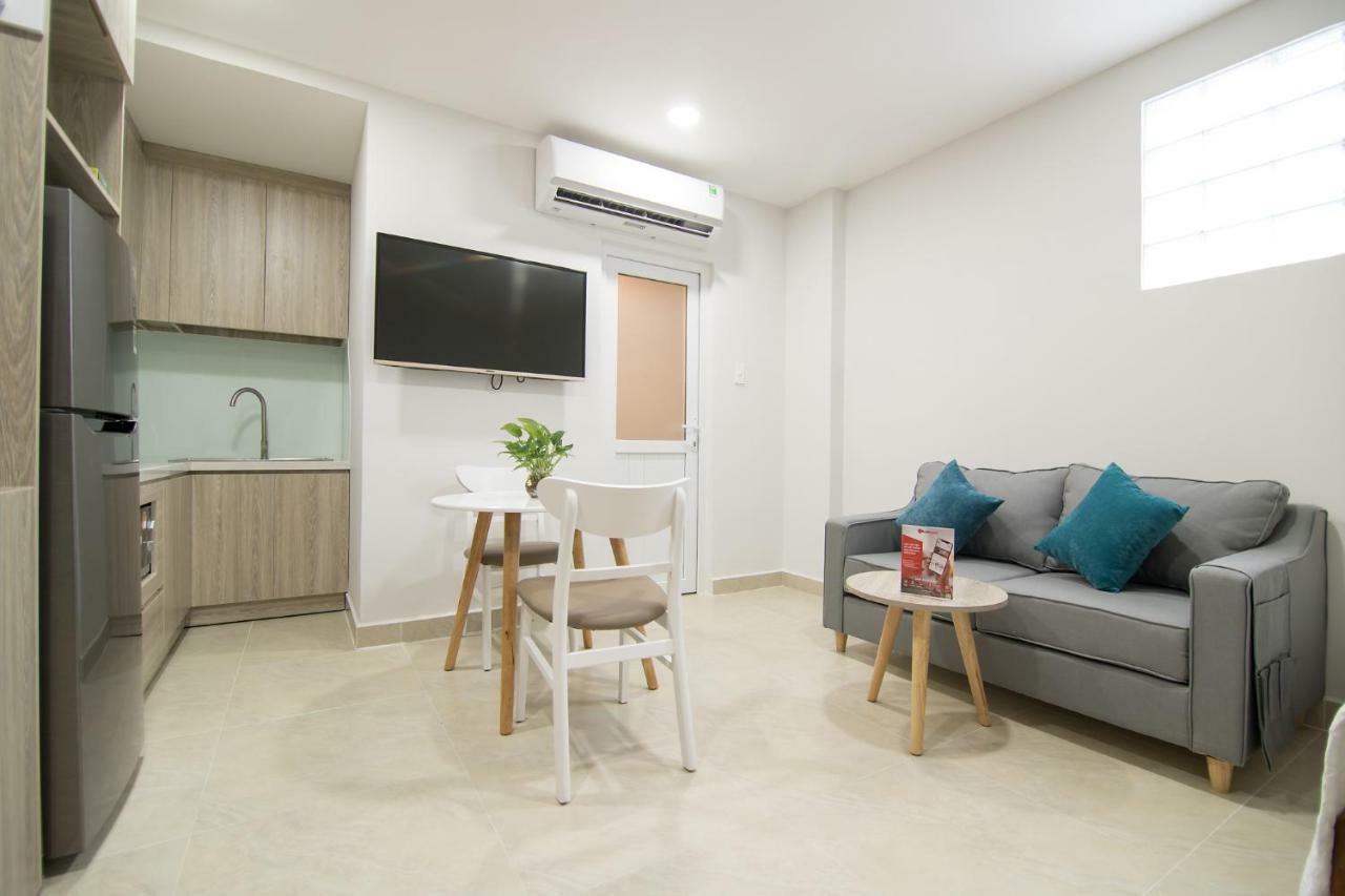 Reddoorz Premium Near Etown 3 Hotel 3*