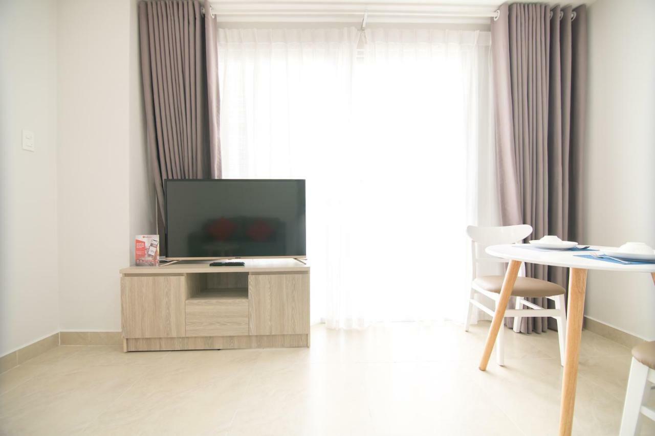 Reddoorz Premium Near Etown 3 Hotel 3*