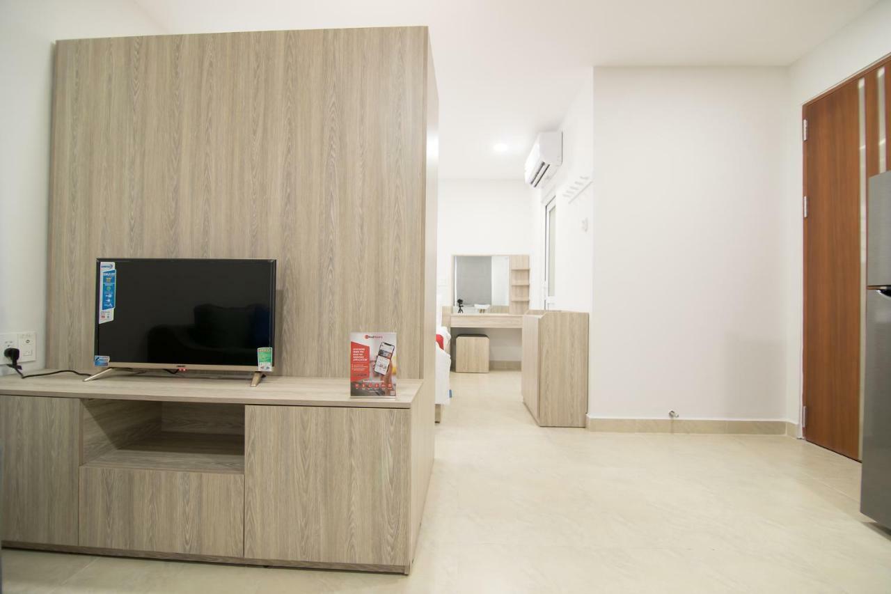 Hotel Reddoorz Premium Near Etown 3 3*