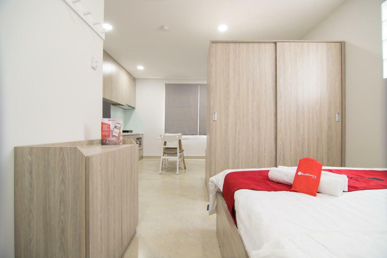 Reddoorz Premium Near Etown 3 3* Ho Chi Minh City