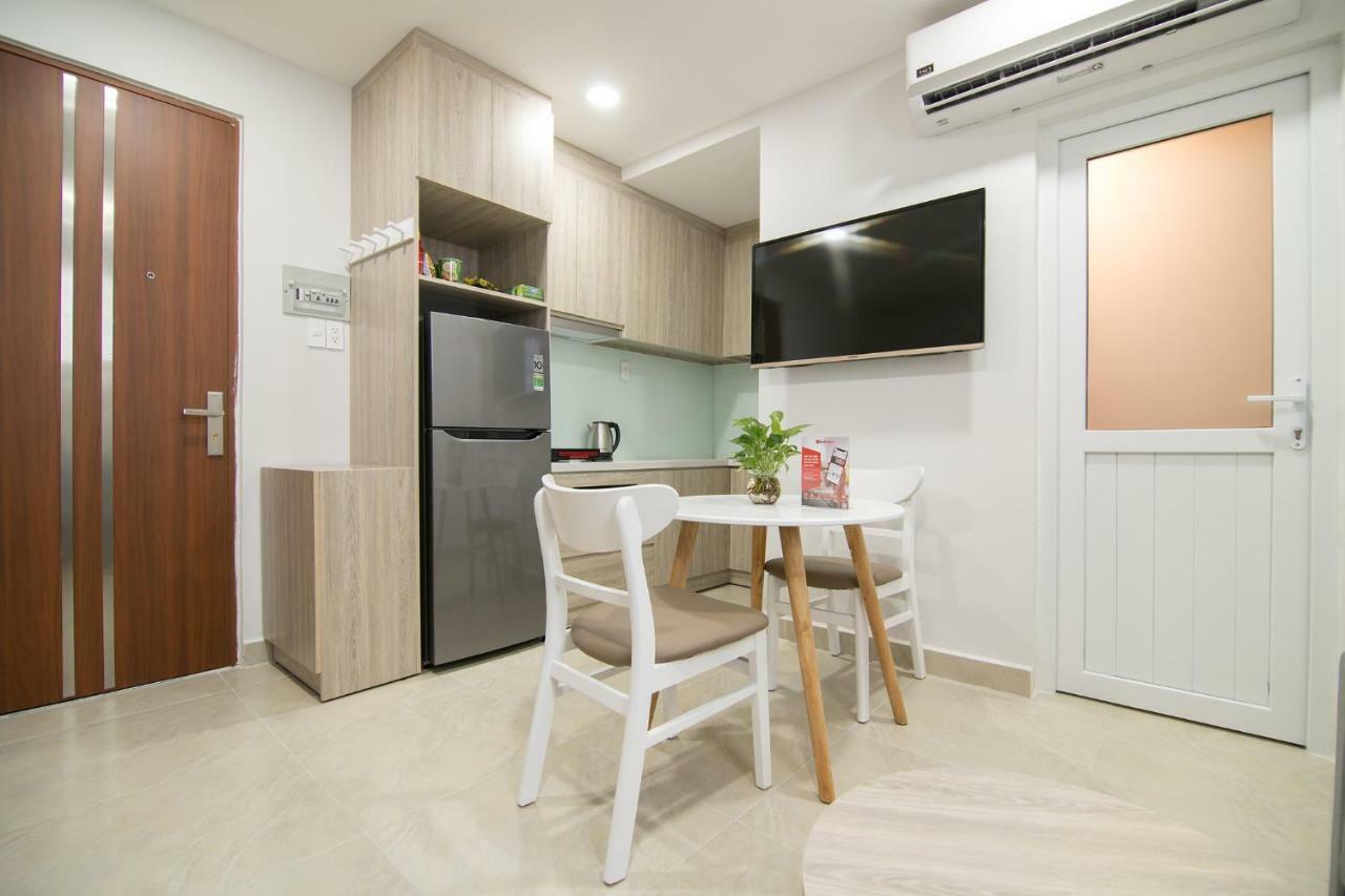 Reddoorz Premium Near Etown 3 3* Ho Chi Minh City