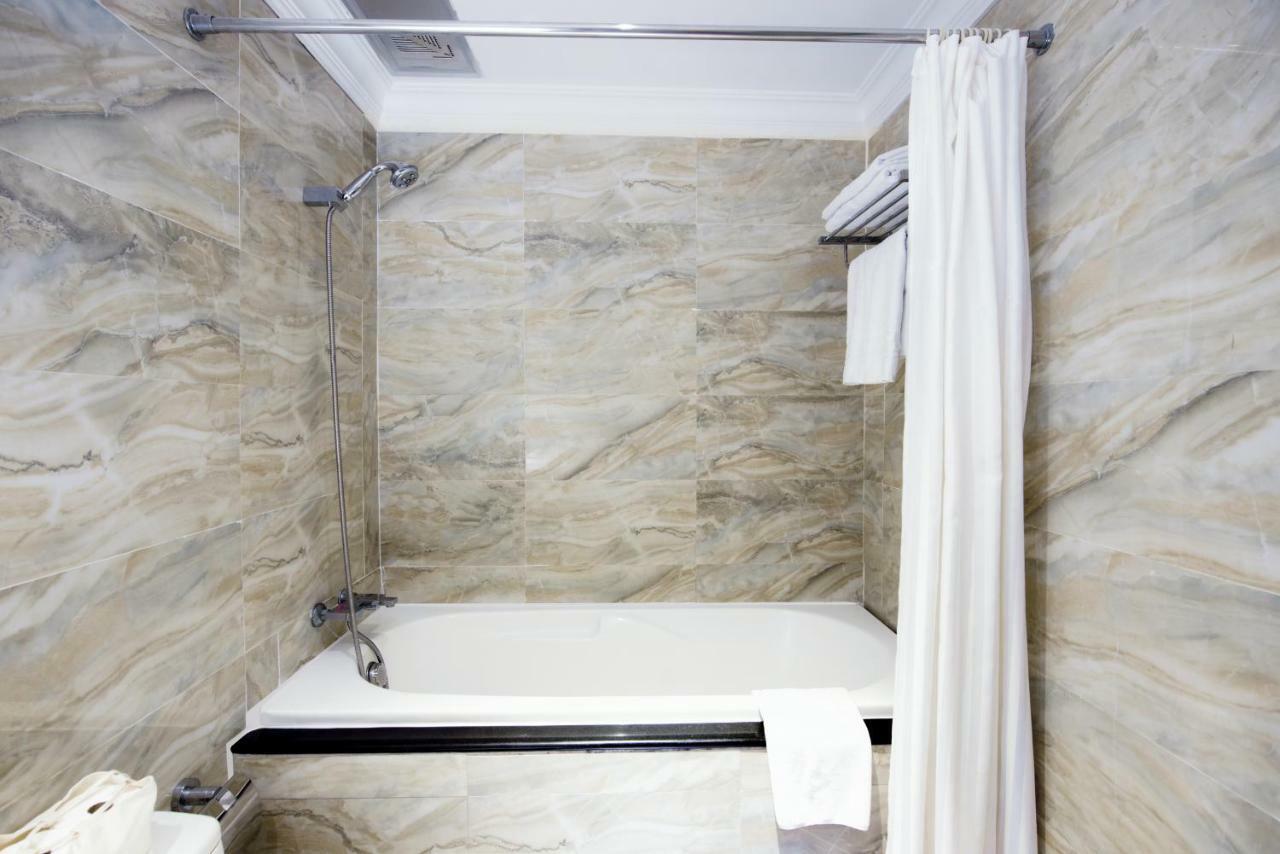 Hotel A&em - The Petit 2*