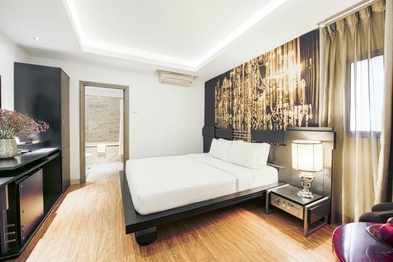 A&em - The Petit Hotel