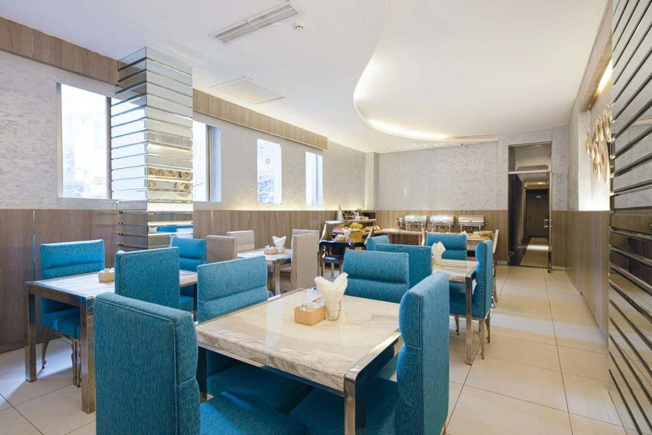 A&em - The Petit Hotel