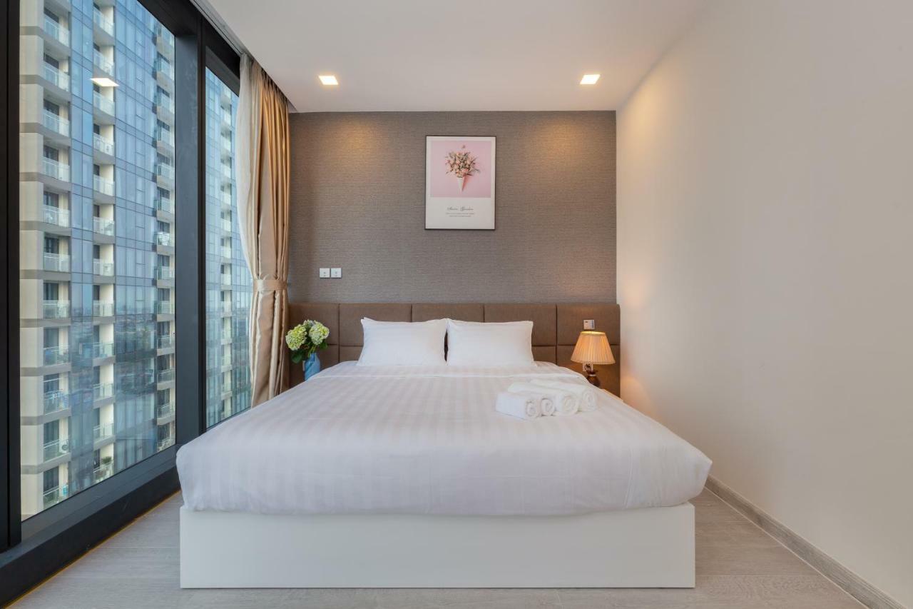 D-Home -5Star-3Bedrooms-Airport Pick-Up,Balcony180,D1, Hcmc
