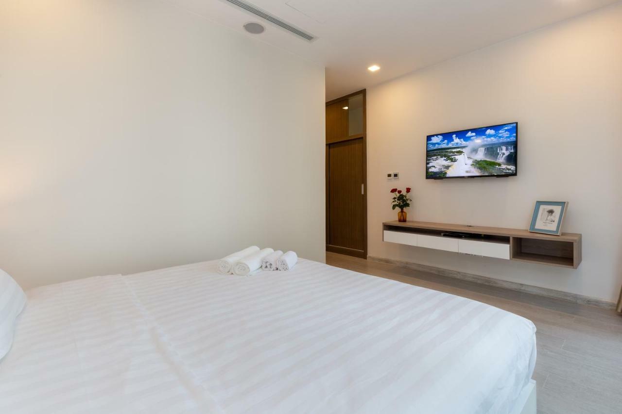 D-Home -5Star-3Bedrooms-Airport Pick-Up,Balcony180,D1, Hcmc Aparthotel Ho Chi Minh City