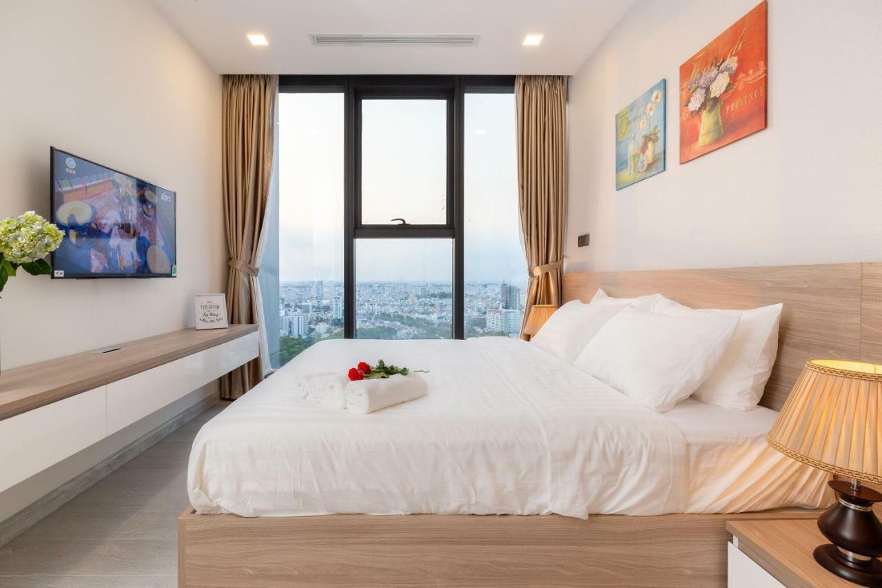 D-Home -5Star-3Bedrooms-Airport Pick-Up,Balcony180,D1, Hcmc Aparthotel