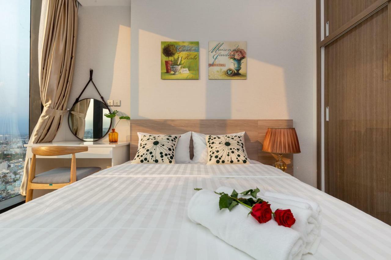 D-Home -5Star-3Bedrooms-Airport Pick-Up,Balcony180,D1, Hcmc *