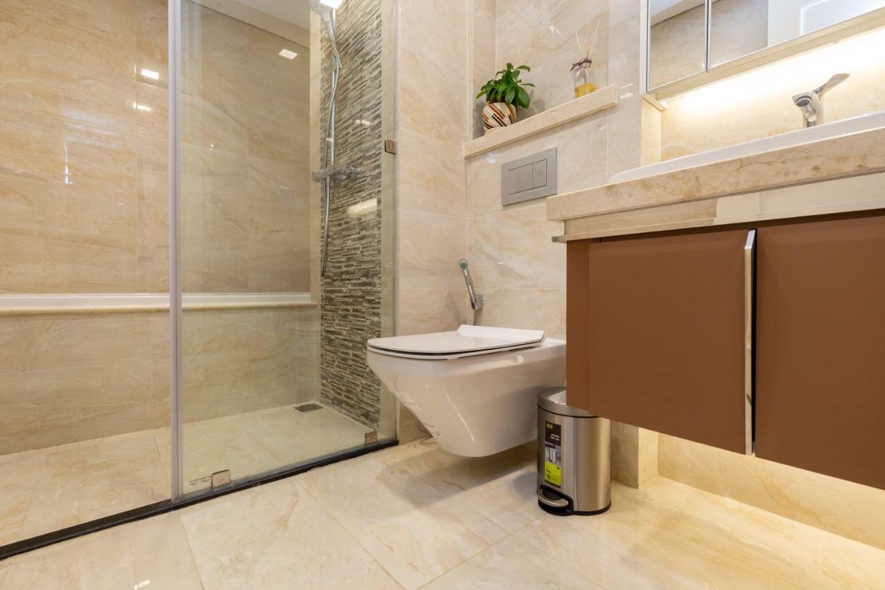 D-Home -5Star-3Bedrooms-Airport Pick-Up,Balcony180,D1, Hcmc * Ho Chi Minh City