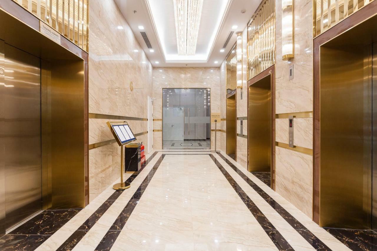 Aparthotel D-Home -5Star-3Bedrooms-Airport Pick-Up,Balcony180,D1, Hcmc