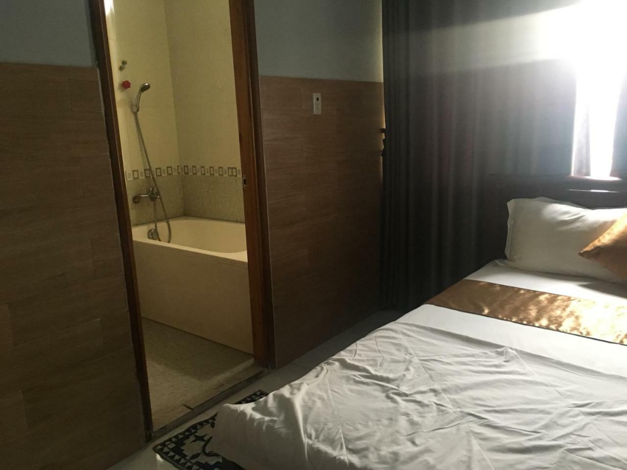 Khach San Hoang Nhat Minh Hotel