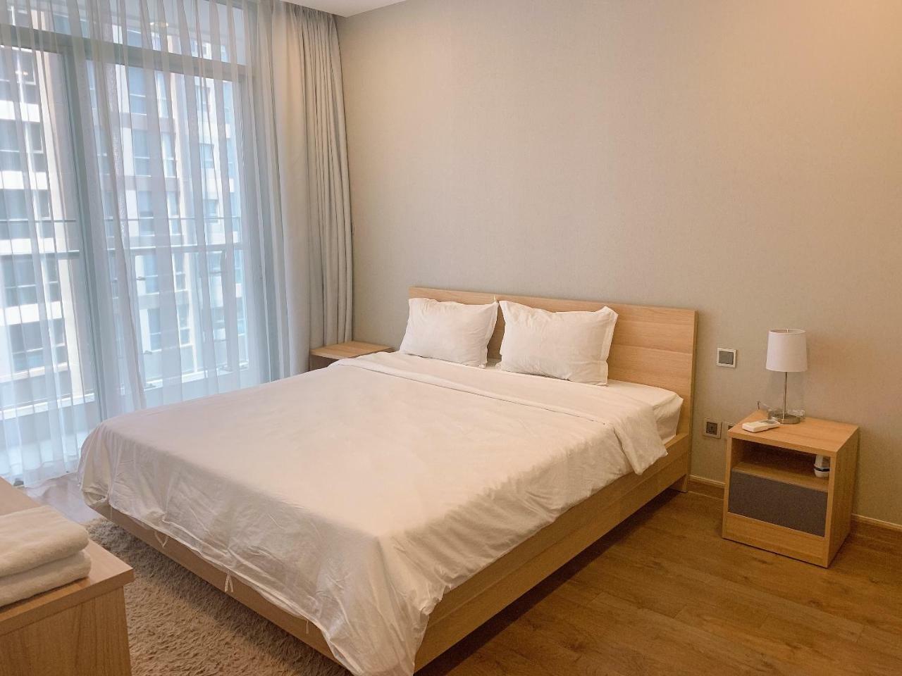 Vinhomes Landmark 81 - Luxstay Condotel Aparthotel
