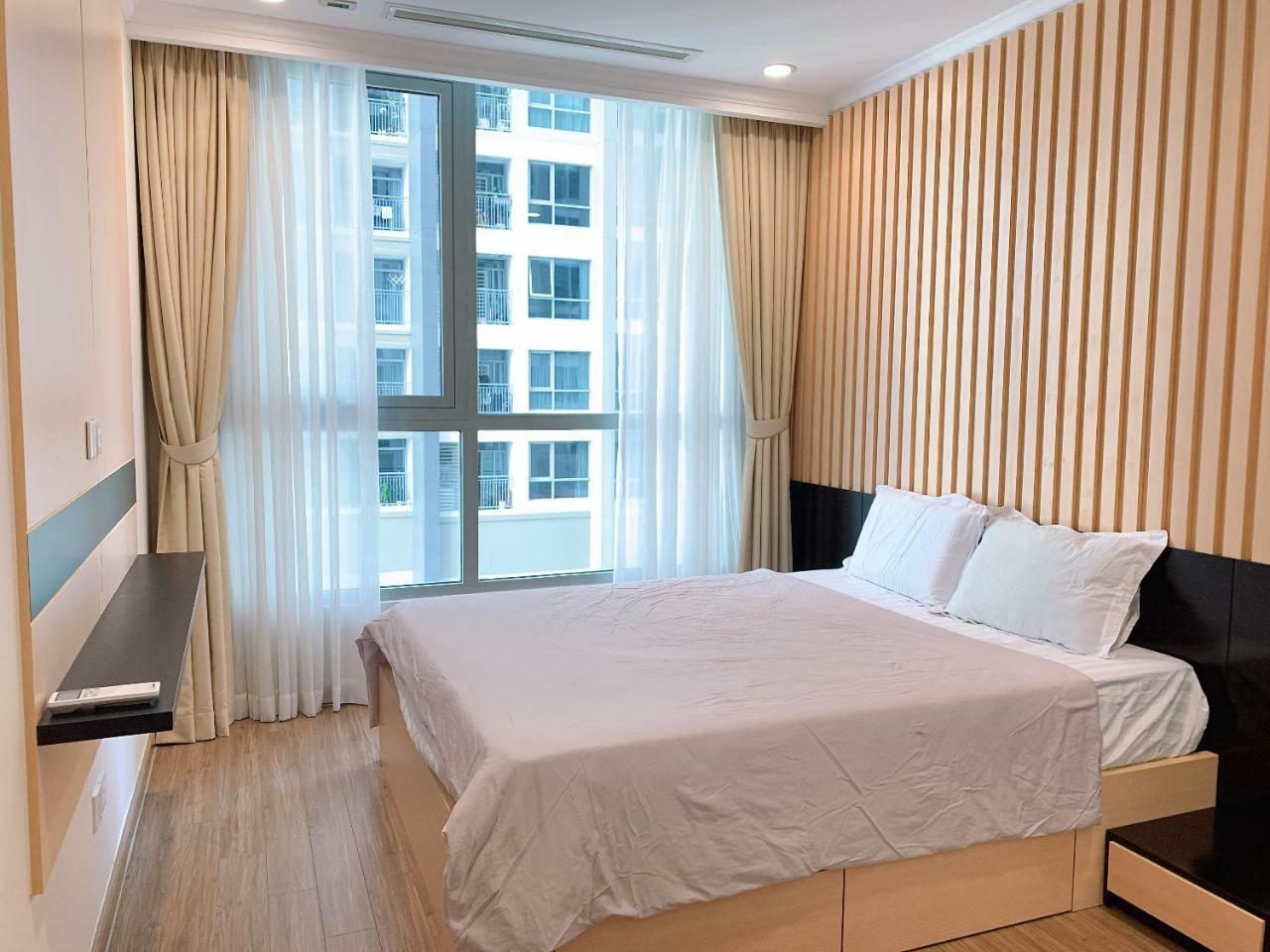 Aparthotel Vinhomes Landmark 81 - Luxstay Condotel