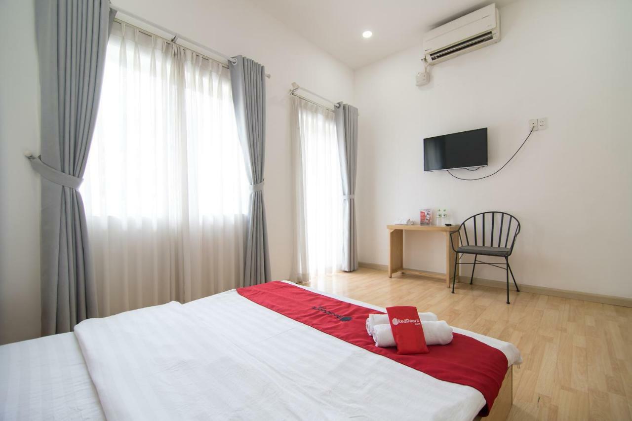 Reddoorz Near Nguyen Hue Walking Street 2 - Dorms Available Hotel