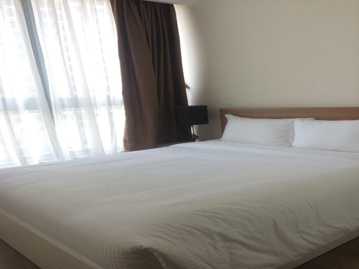 Capitalland's Service Landmark 4 Vinhomes * Ho Chi Minh City