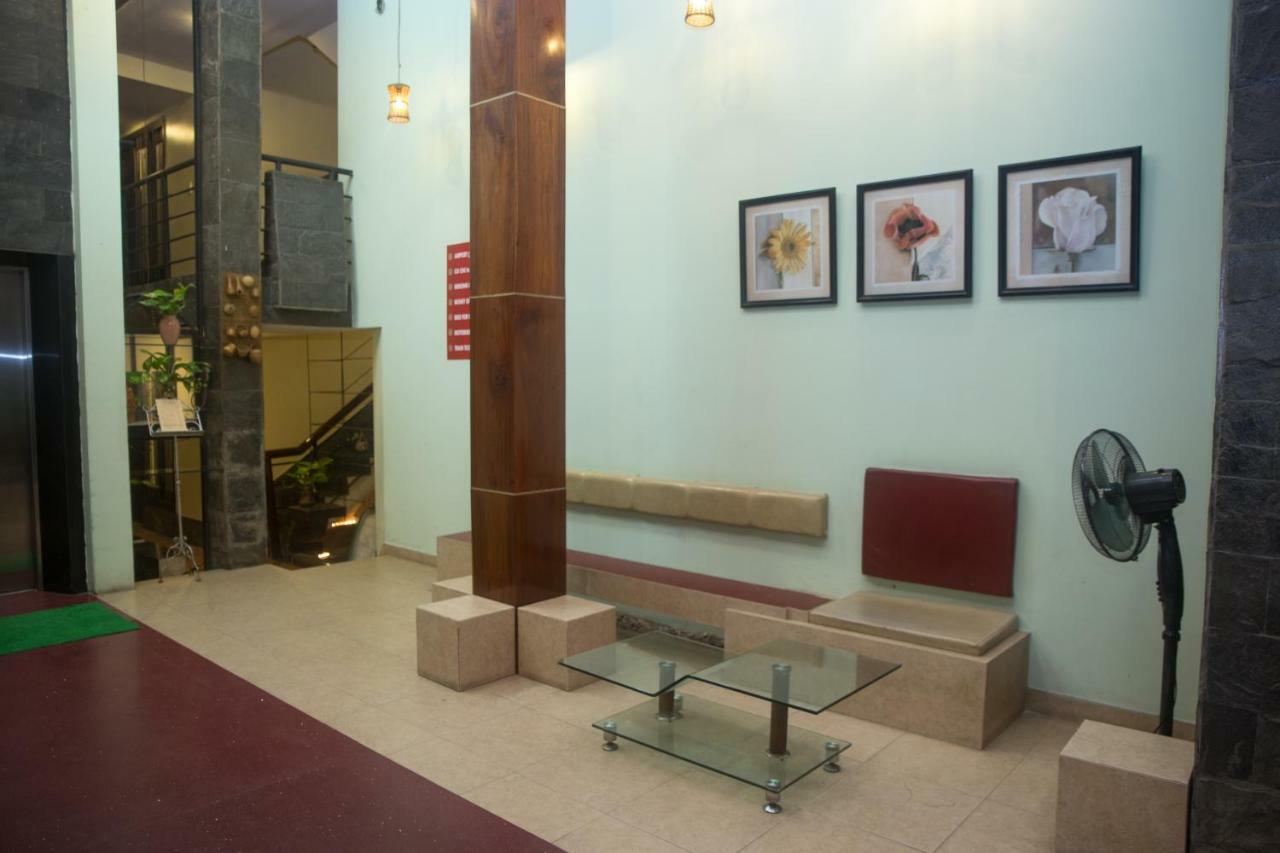 Caroline Hotel