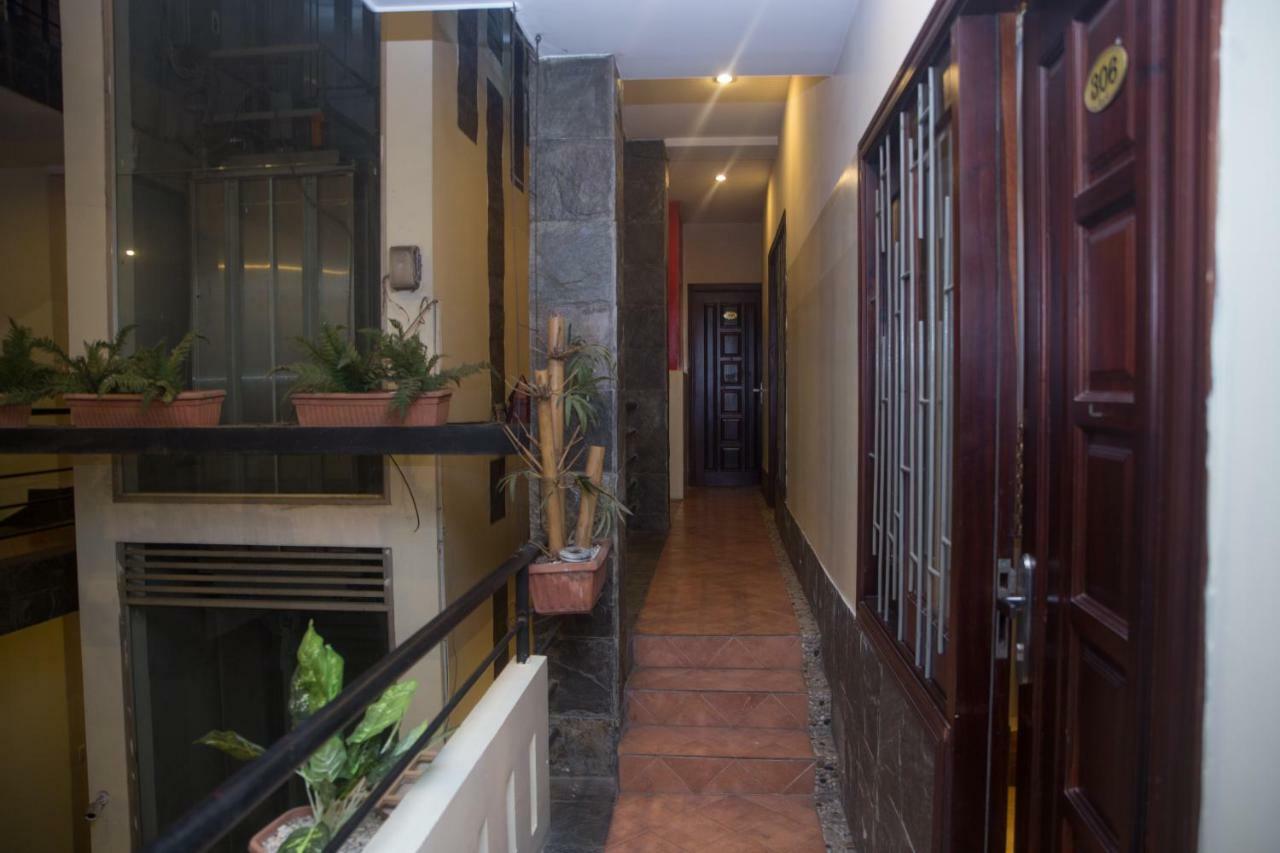 Caroline Hotel