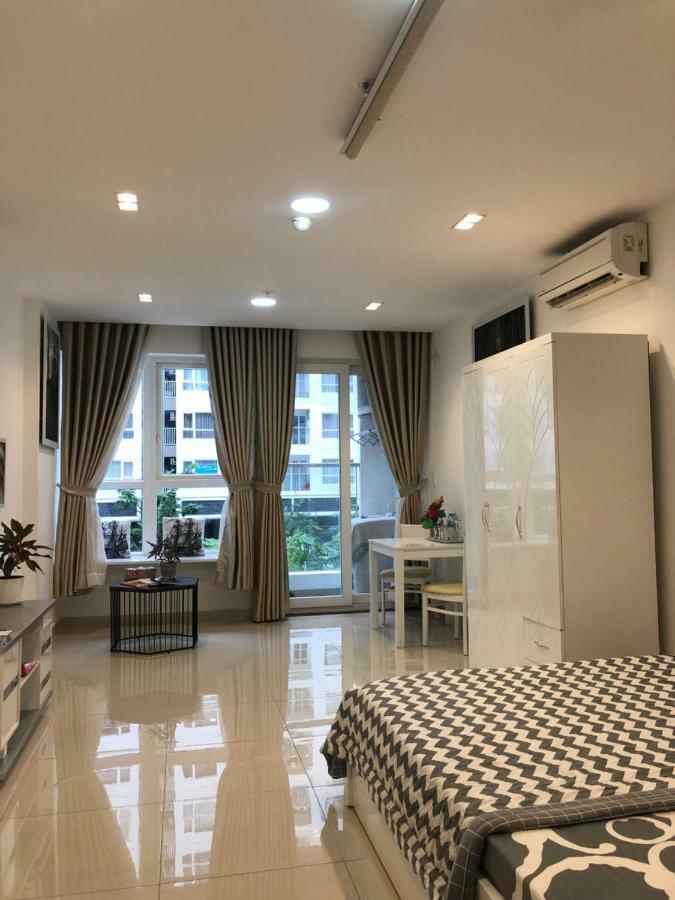 Jolie - 5b Pho Quang - Sky Center Apartment Ho Chi Minh City
