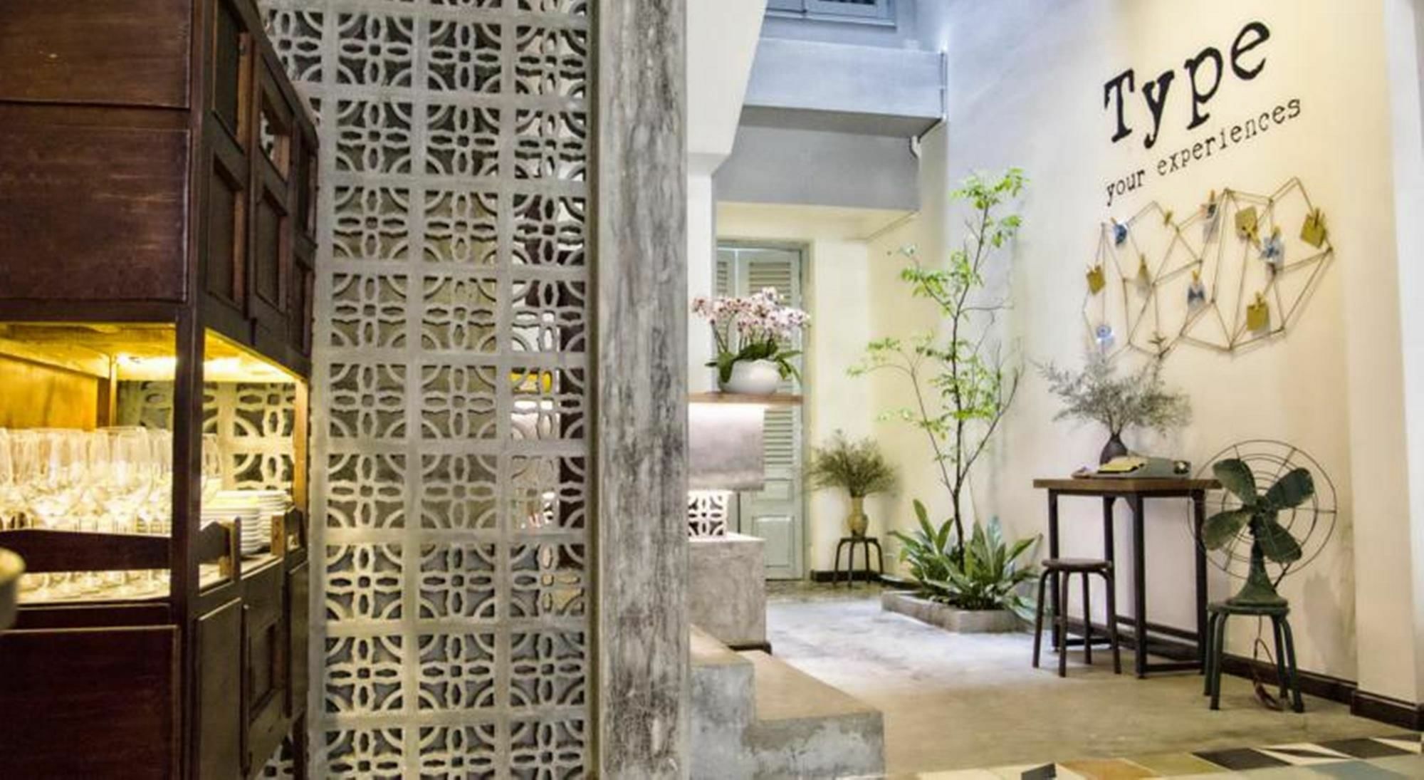 Tripwriter & Bistro Hotel
